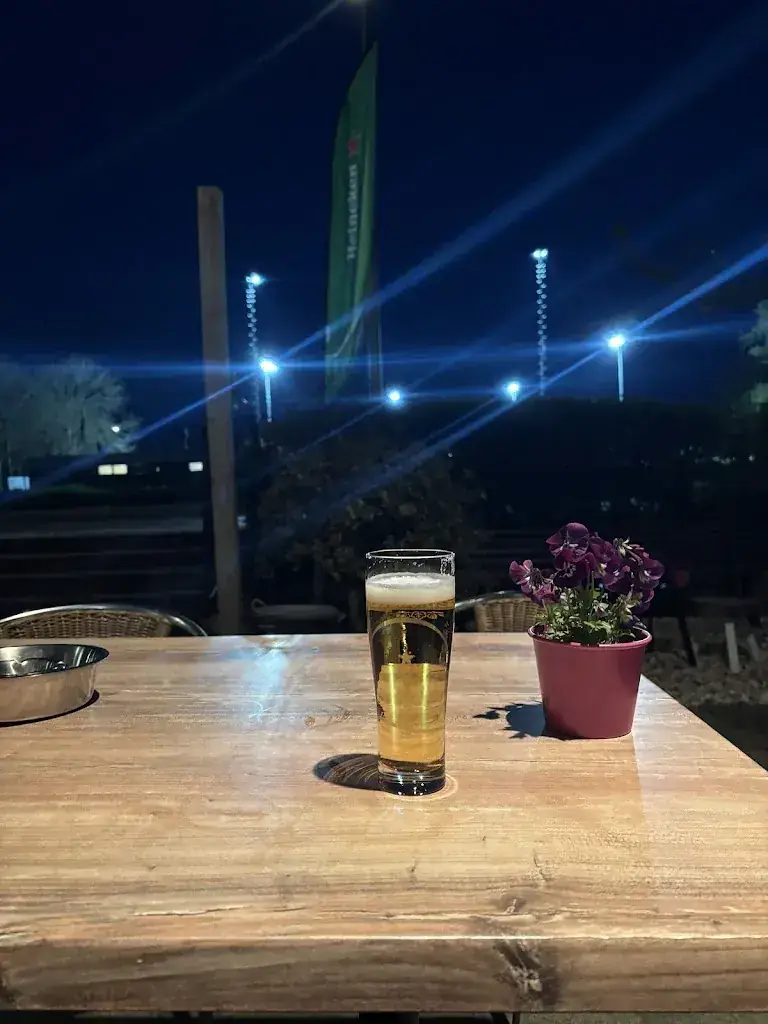 Alesita_De Meester, Café en Zalen_Zoeterwoude_review