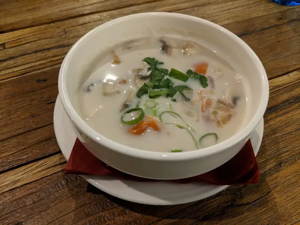 Menu_Same Same Thai Restaurant_Breukelen_image_8