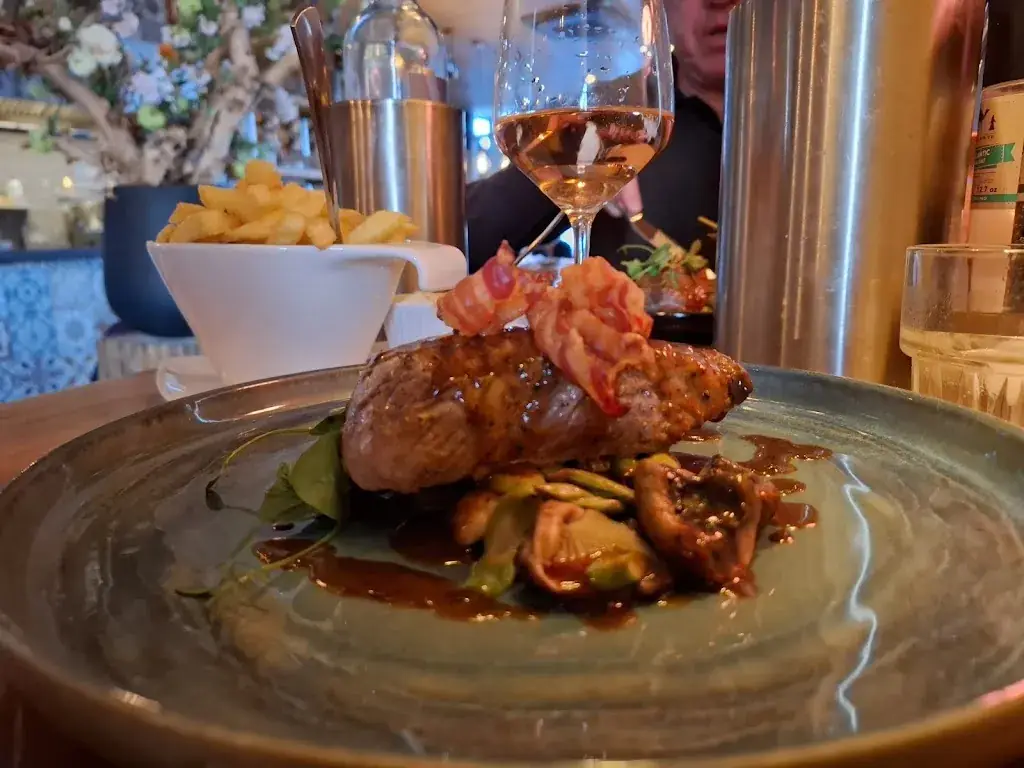 Restaurant Dok_Zwijndrecht_slider_image_3