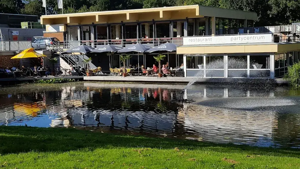 Arie Spronsen_Het Develpaviljoen & Boathouse078_Zwijndrecht_review