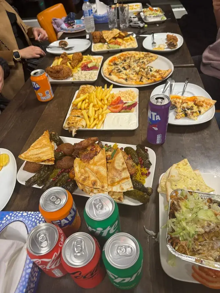 Menu_Oscar Shawarma Syrisch_Zwijndrecht_image_8