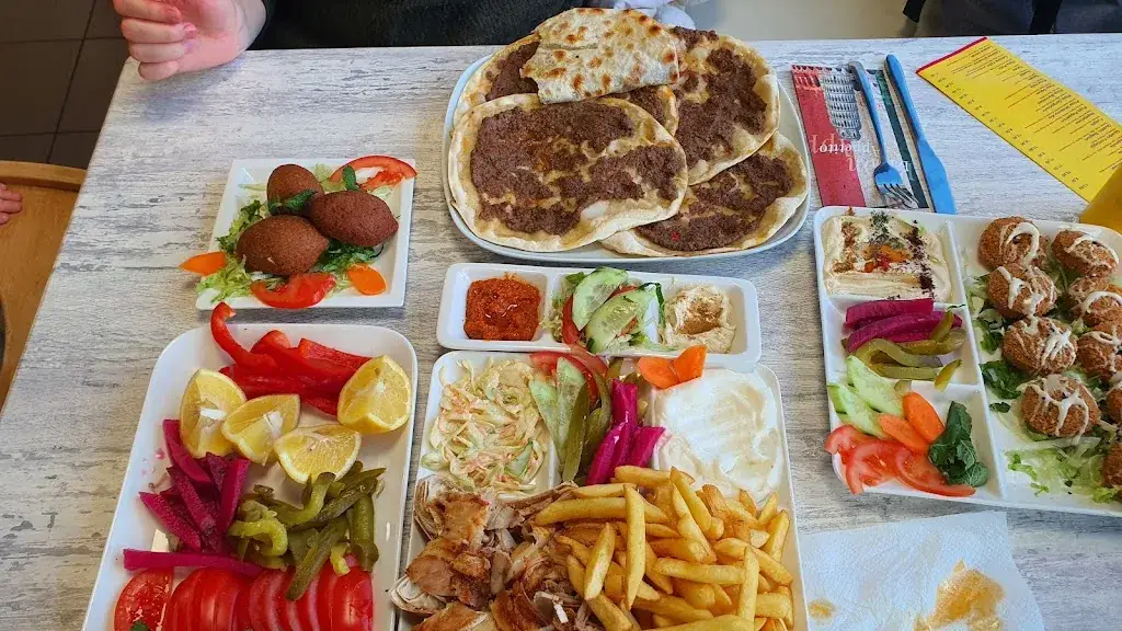 Oscar Shawarma Syrisch restaurant in Zwijndrecht