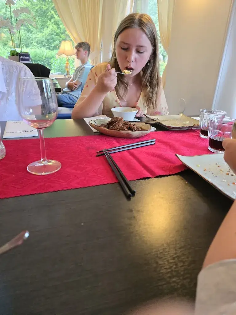 Mgr Dirk van Leeuwen_Restaurant Darthuizen Leersum_Leersum_review