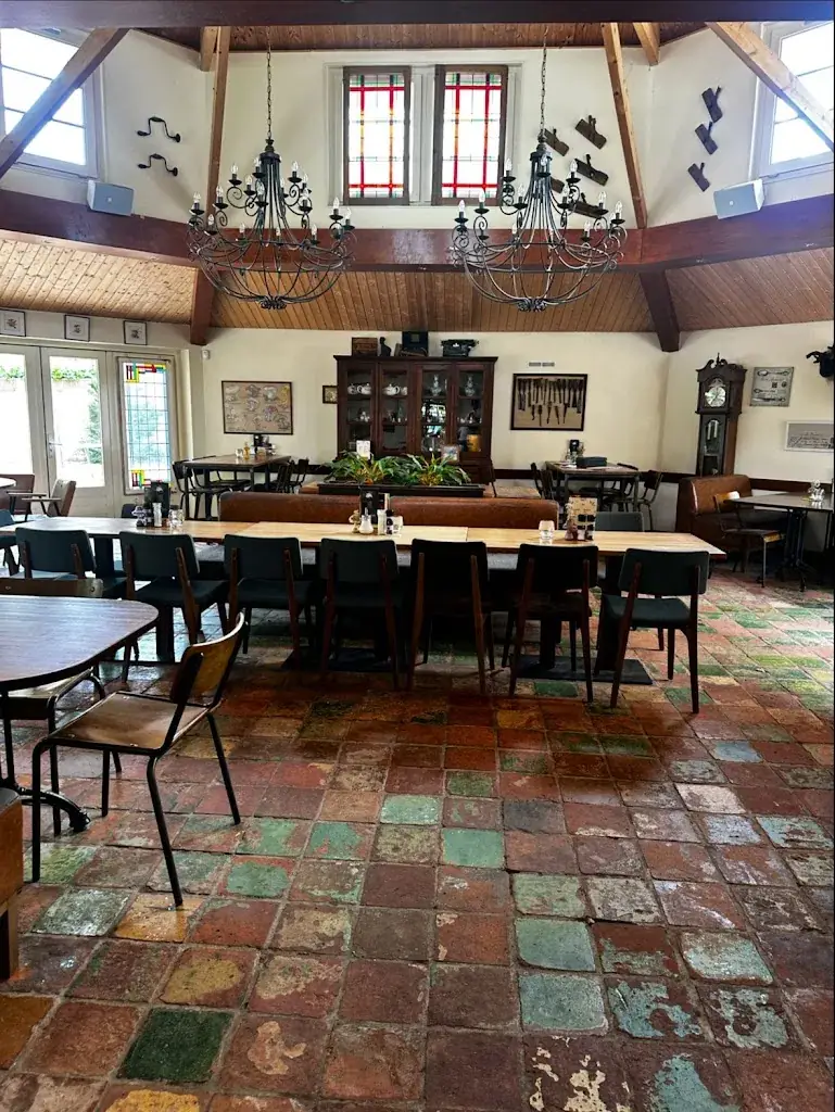 André_Restaurant De Paddestoel_Rading_review