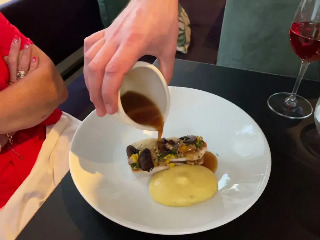 Dinner at Six_Houten_slider_image_2