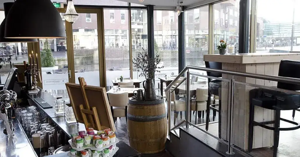 Grand Café / Bistro Heren van Houten restaurant in Houten