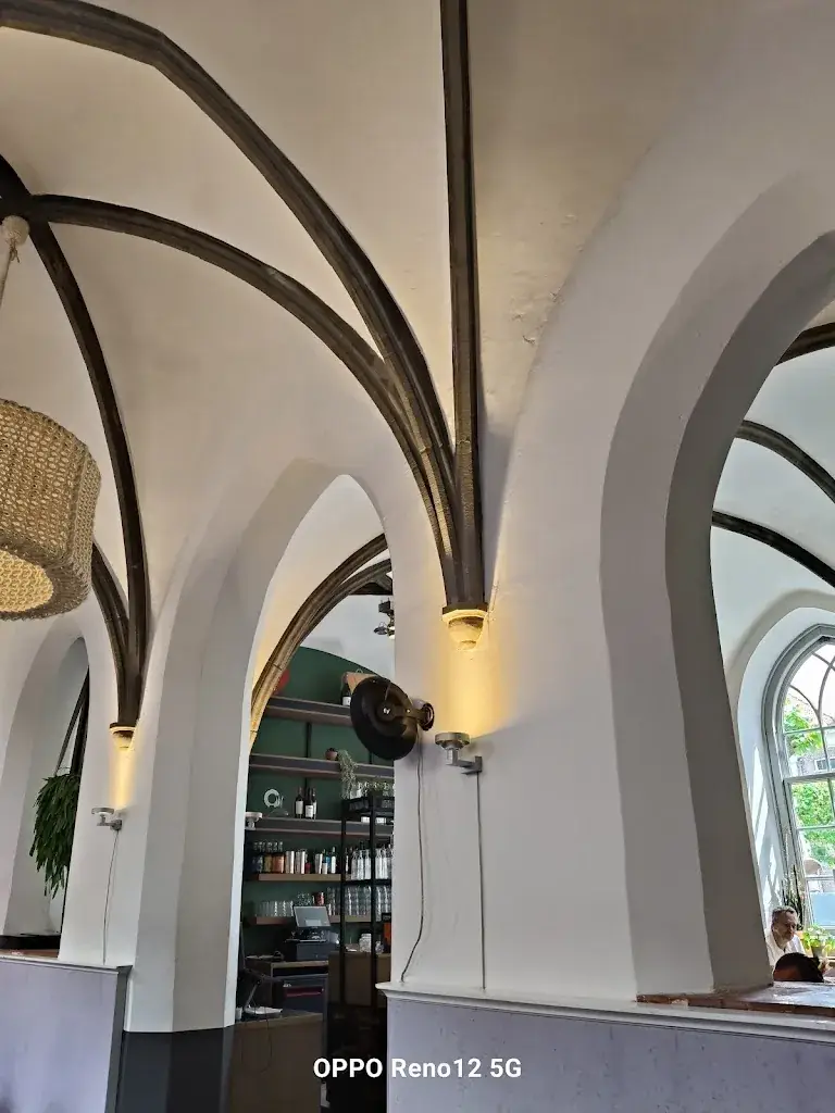 Alies van Bergen_Brasserie de Kloostertuin_IJsselstein_reseña