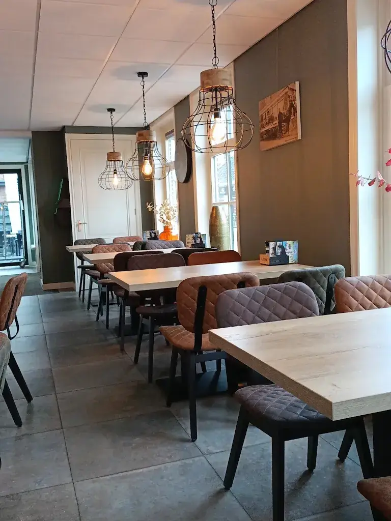 Dominik Burike_Smuldorado 'de Brêge'_Delfstrahuizen_review