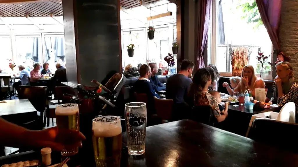 Brassen Op De Brink_Baarn_slider_image_2