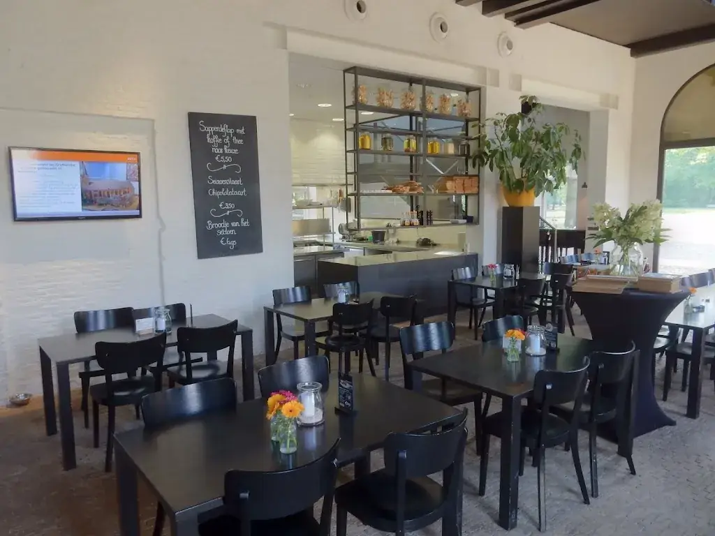Grand Café Groeneveld restaurant in Baarn