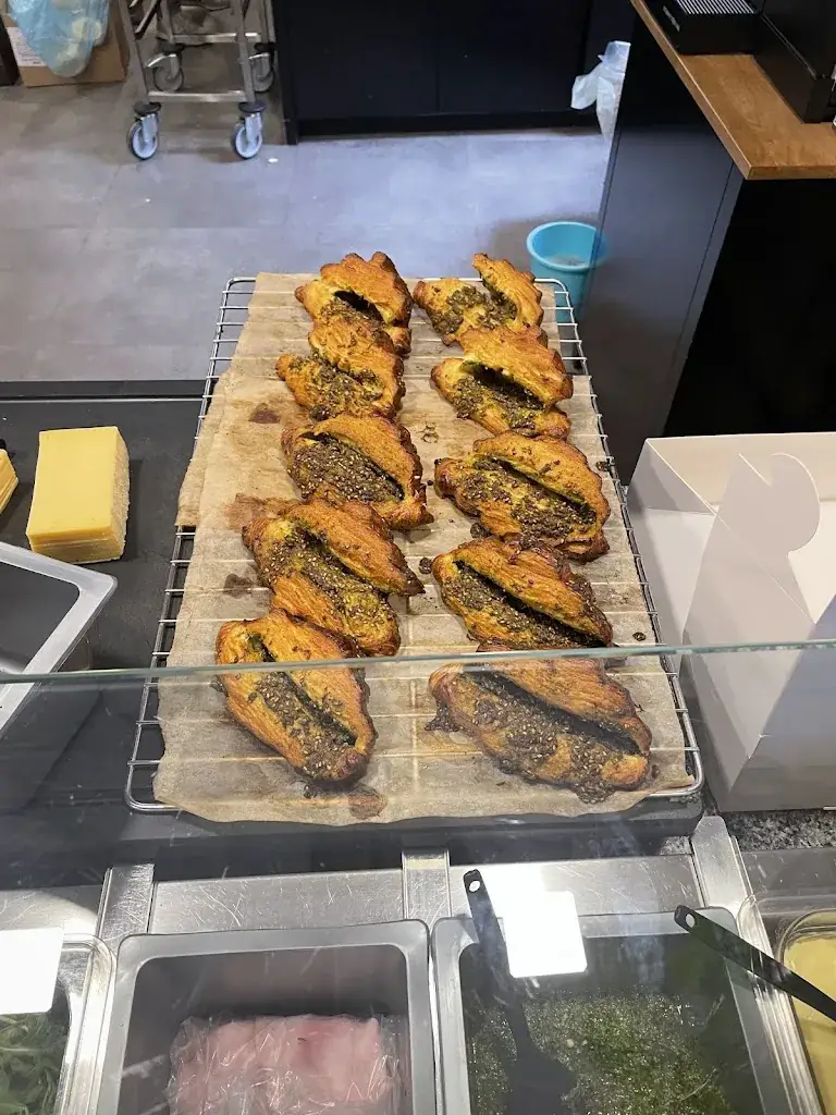 Abe Shalash_Thuis @ Baarn_Baarn_review