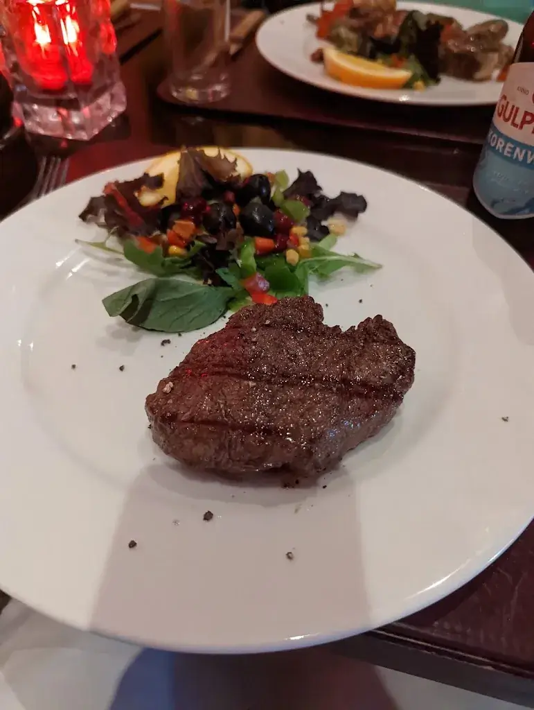 Tom van Asselt_El Ternero_Amersfoort_review