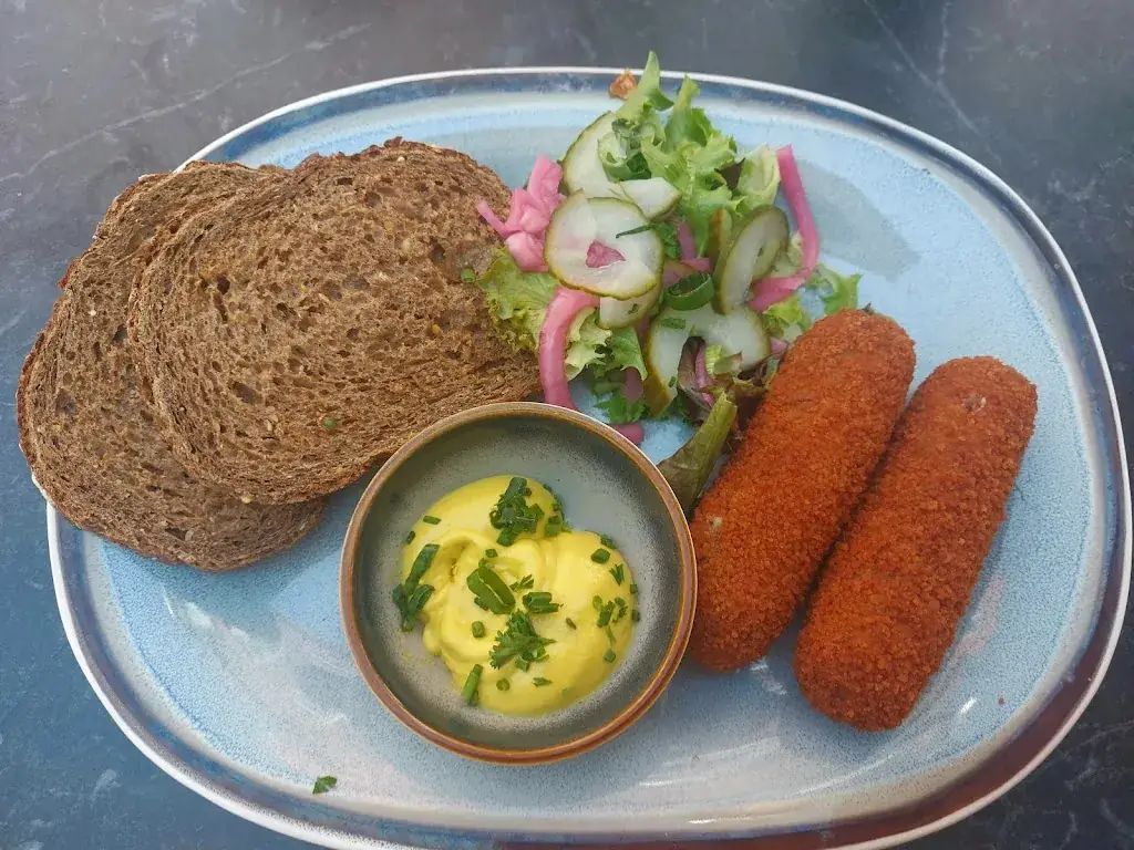 Jennifer van Gool_Grand Café Sterijn_Amersfoort_avis