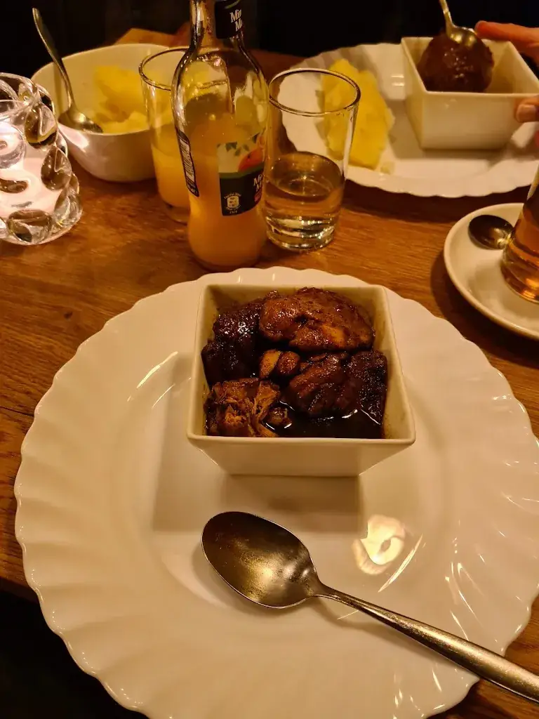 Menu_Hollands Hap Hmm Restaurant_Amsterdam_image_5