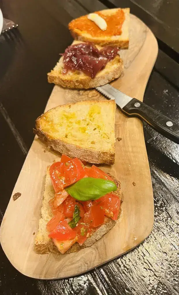 Peter C_Nonna's_Doorn_review