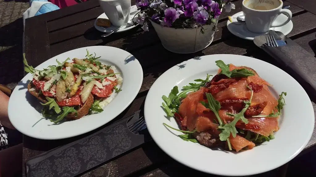 Café-restaurant De Notabelen | 'Eten en Drinken'_Doorn_slider_image_2