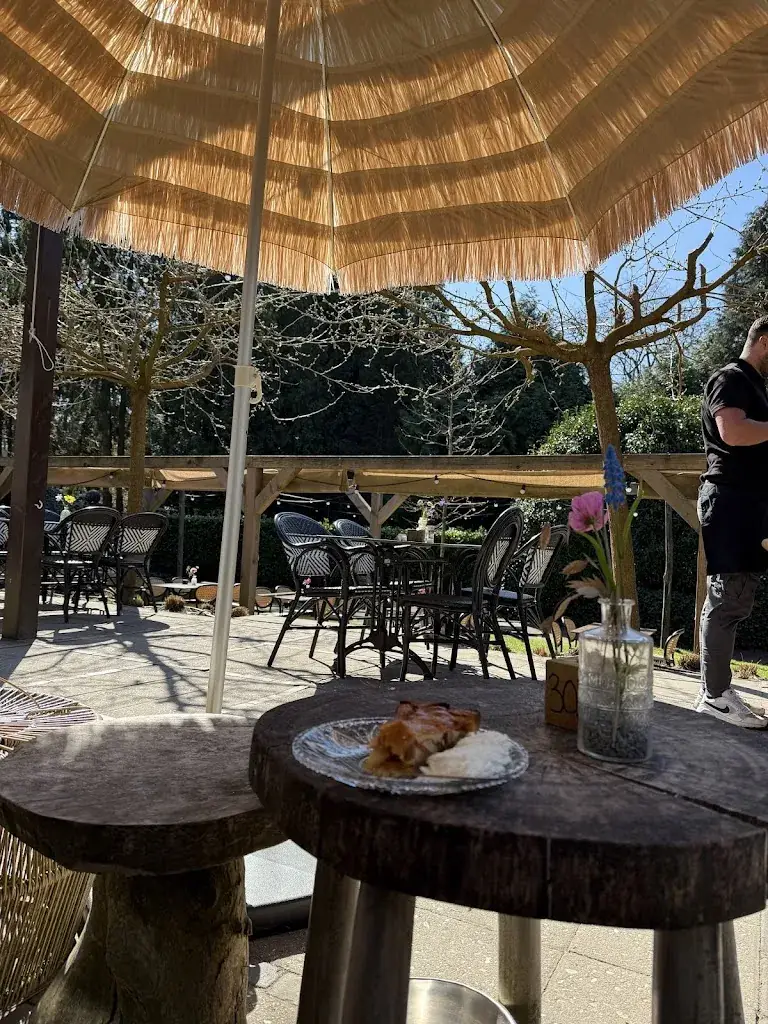 Recreation The Rosarium_Doorn_slider_image_3