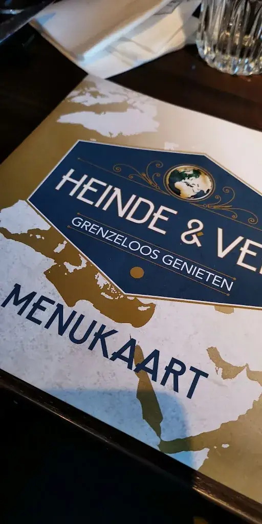 Koen Smit_Heinde Woerden_Woerden_reseña