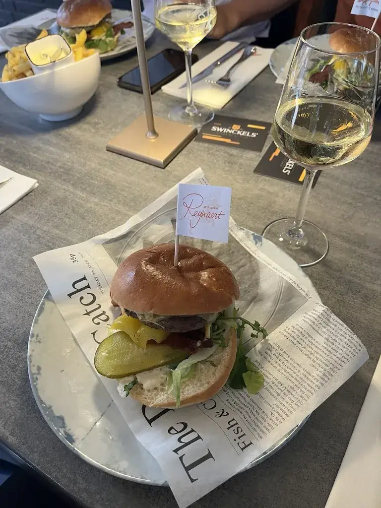 Stas Kapustin_Restaurant 't Vosje_Maarn_avis