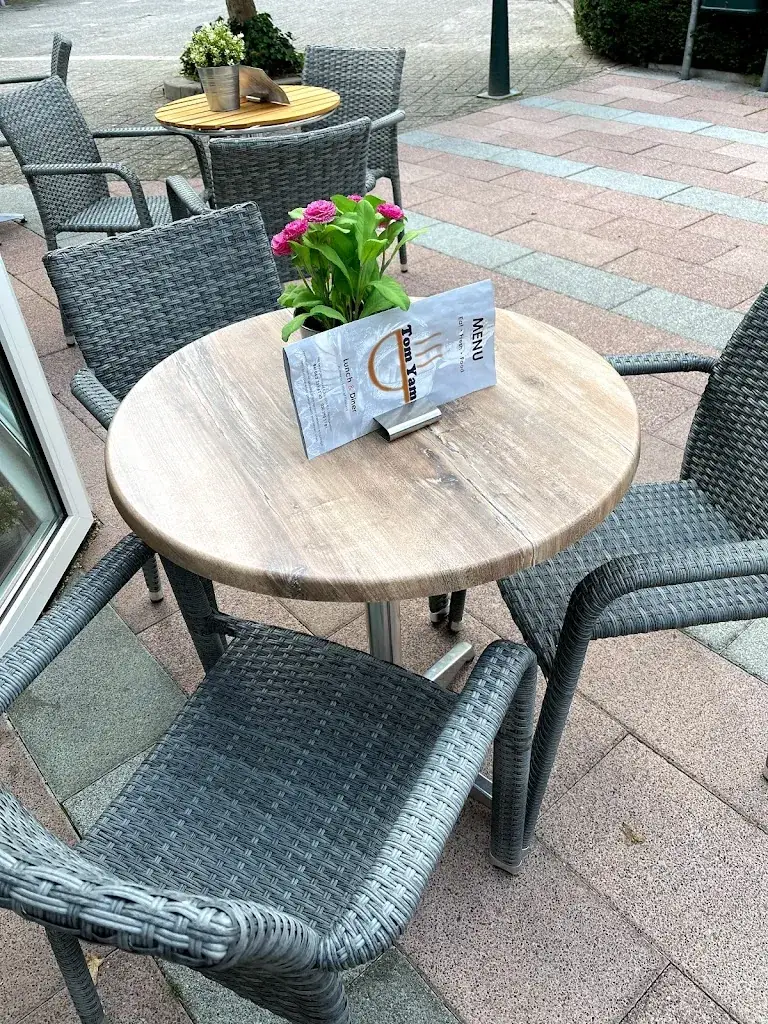 Tom Yam_Zeist_slider_image_1