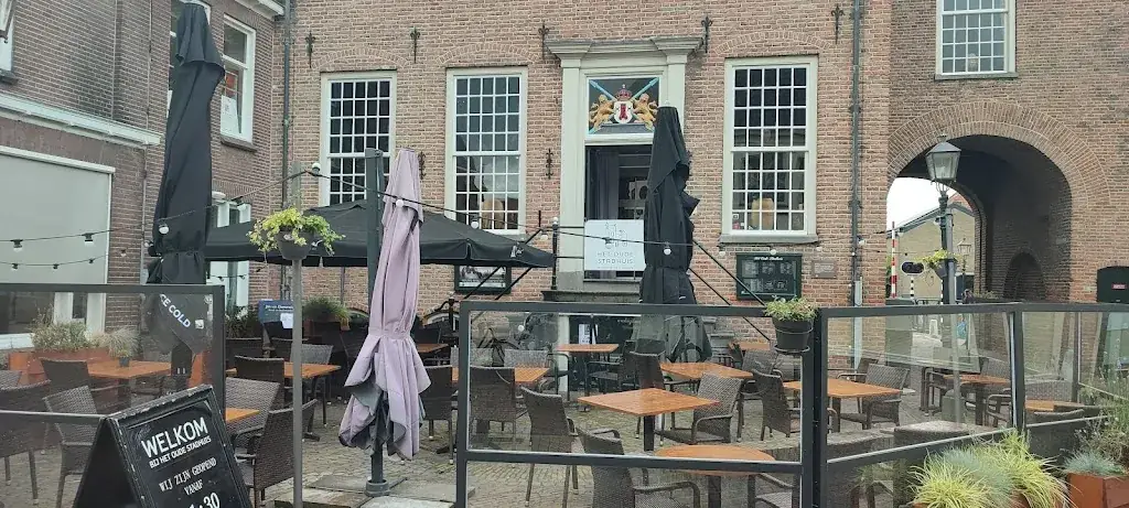 Adam Bozenhard_The Old Town Hall_Montfoort_avis