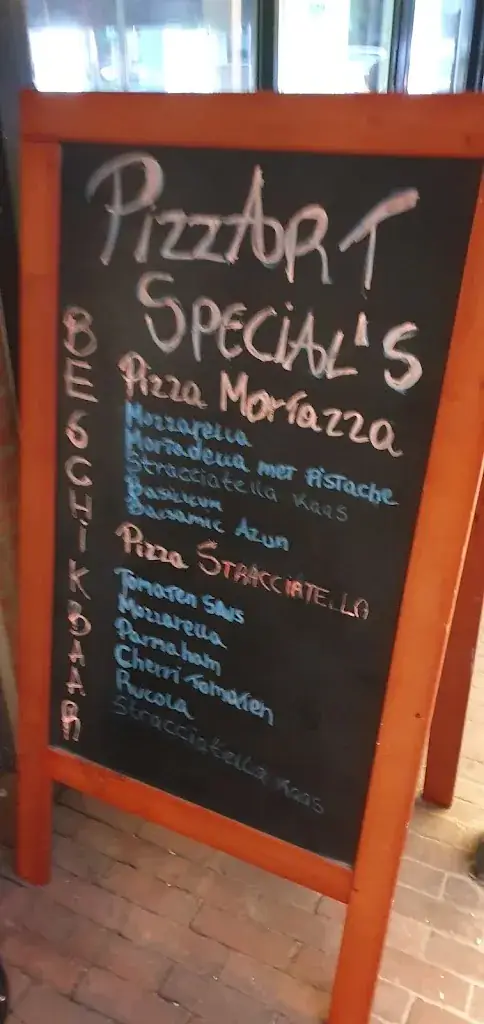 Menu_PizzArt_Utrecht_image_3