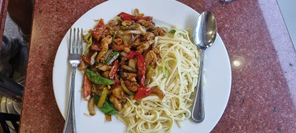 Miss Shu Lunetten Cafetaria & Wok Restaurant_Utrecht_slider_image_3