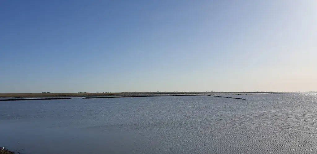 Jan Bakker_Café Restaurant Land- en Zeezicht_Holwerd_Bewertung