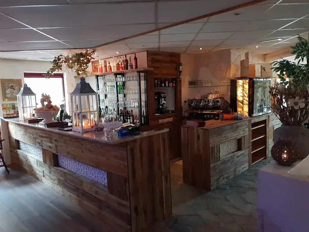 Mykonos GREEK FOOD N' DRINKS restaurant in Leusden