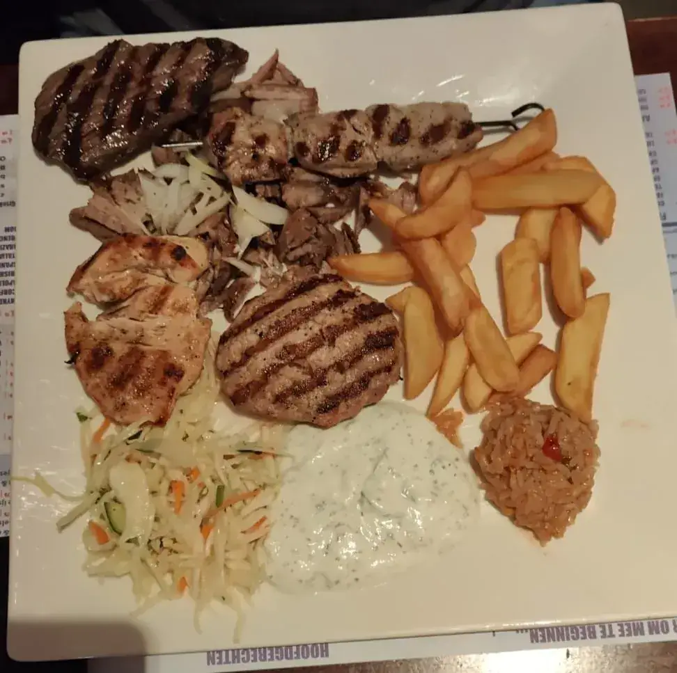 Mykonos GREEK FOOD N' DRINKS_Leusden_slider_image_3