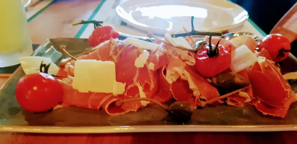 Julian Cox_George Dining_Leusden_review