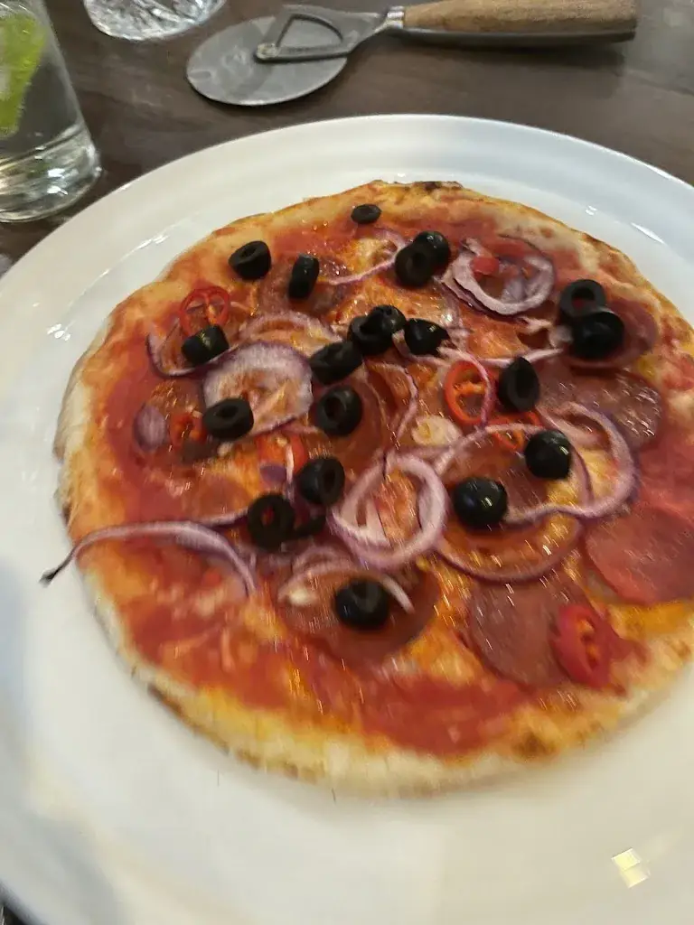 Shen Liu_Voldaan Oudewater_Oudewater_review