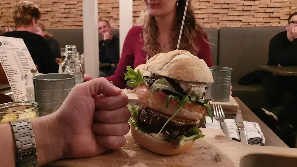 Fábio Santos_Restaurant Burgerlijk_Mijdrecht_review