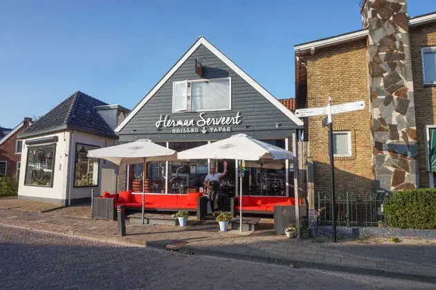 Herman Serveert restaurant in Grou
