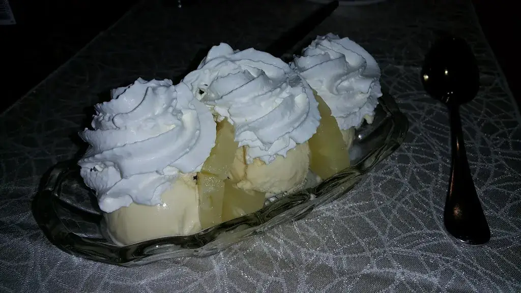 Menu_Indrapoera_Gorredijk_image_3