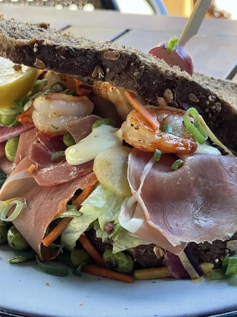 김우형_de Houtloods Leerdam_Leerdam_review