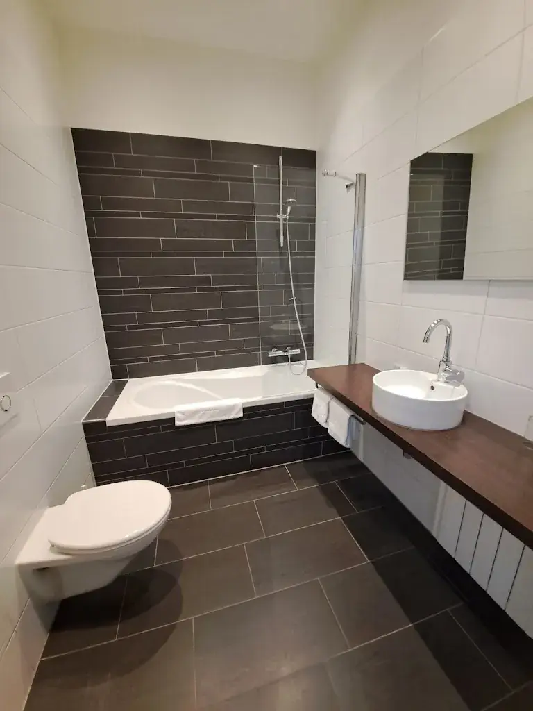 beat shona_Posthuys_Leerdam_review