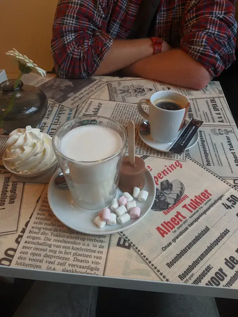 Elwin de Witte_Koffie in de bakkerij_Leerdam_review