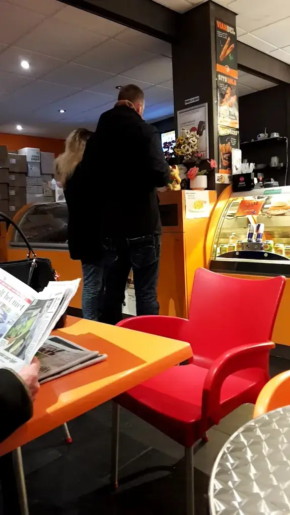 IJssalon & Cafetaria La Fontana_Leerdam_slider_image_2