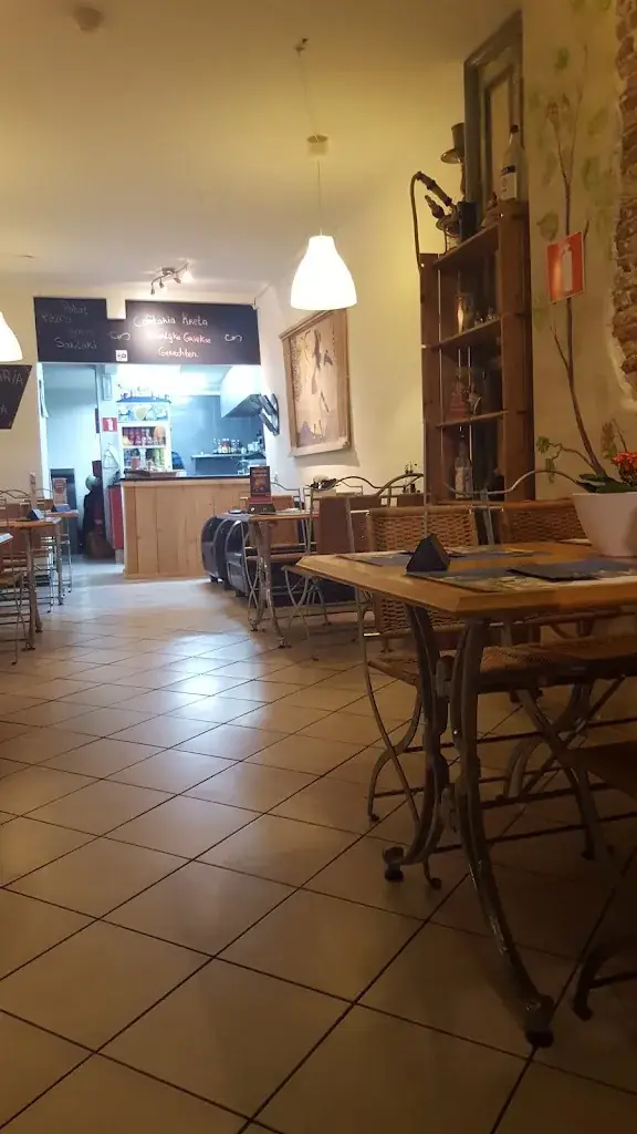 Mihnea Saidel_Grieks Cafetaria Kreta_Leerdam_review