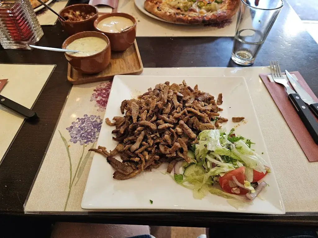 Menu_Pizzeria Oase Gorredijk_Gorredijk_image_2