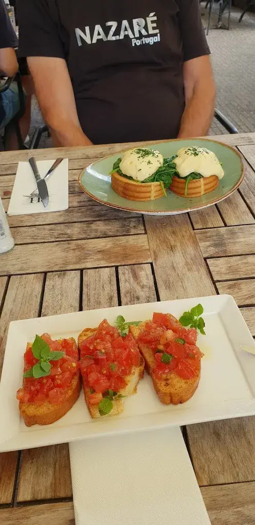 Linda Harwood_Café Prins Heren_Vinkeveen_review