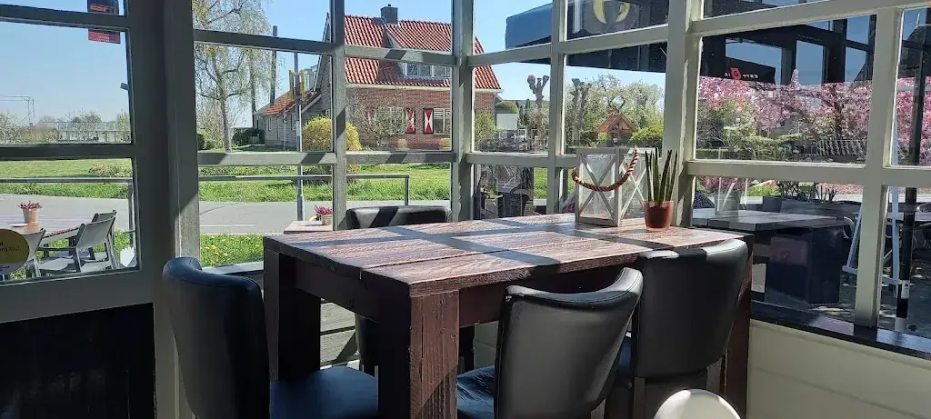 Bloem roos_Eetcafé De Schans_Vinkeveen_recensione