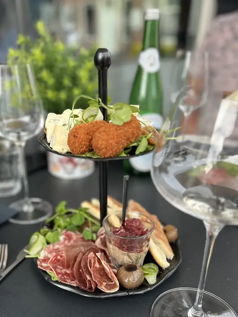 Menu_Benjamins Wine & Foodbar_Vianen_image_3