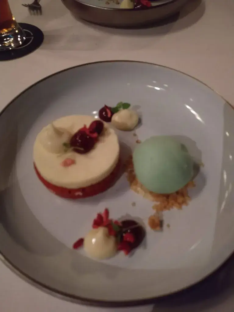 Kelly Hsu_Balijepark restaurant_Utrecht_review