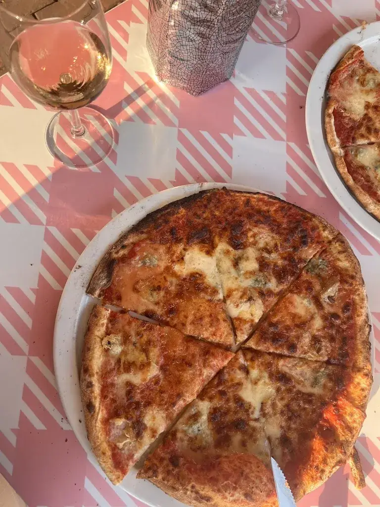 Sümeyra Elmas_Cucina Elena | Houtoven pizzeria | Vleuten_Vleuten_avis