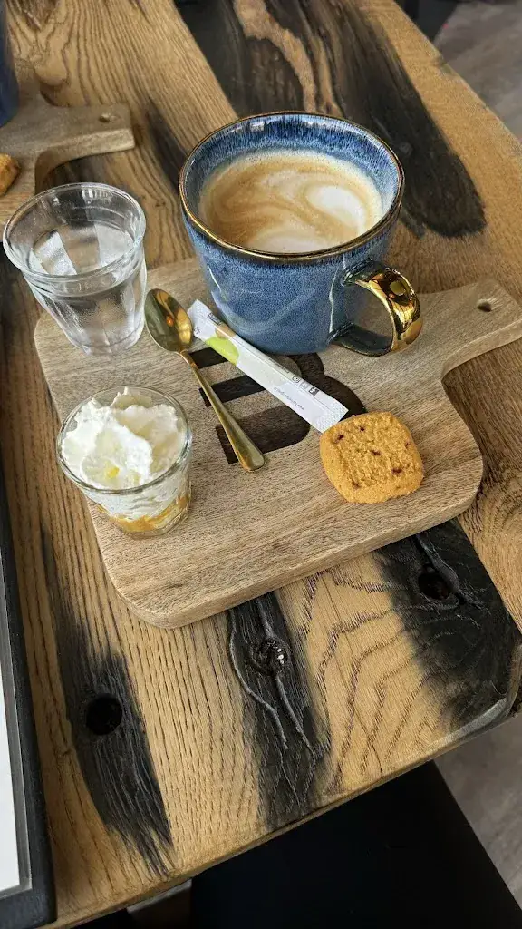 Fleur v/dA_Proathuus Barom_Woudenberg_review