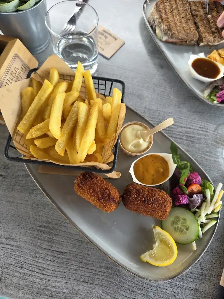 Viv Smith_Brasserie De Patrijs_Colijnsplaat_review