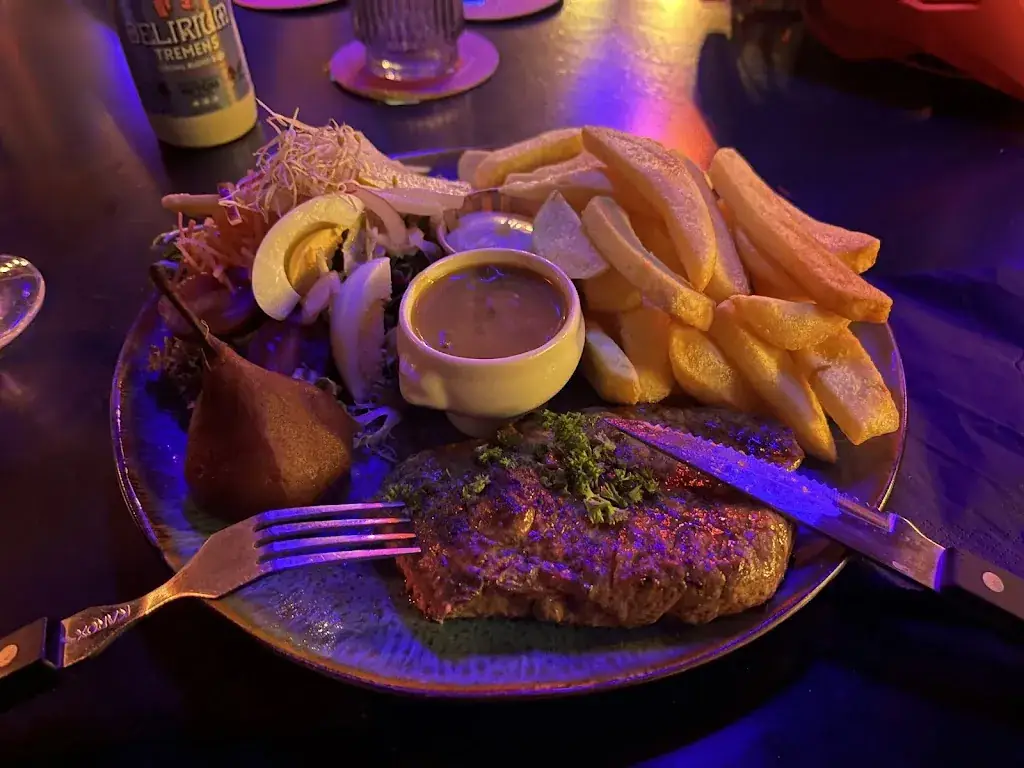 Slava Shestopalov_Café Juliana_Colijnsplaat_review