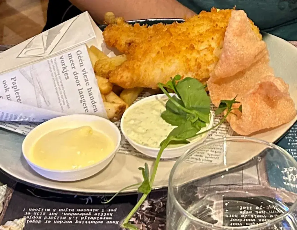 D. Weaver_Brasserie en Cafetaria WestHove_Domburg_review